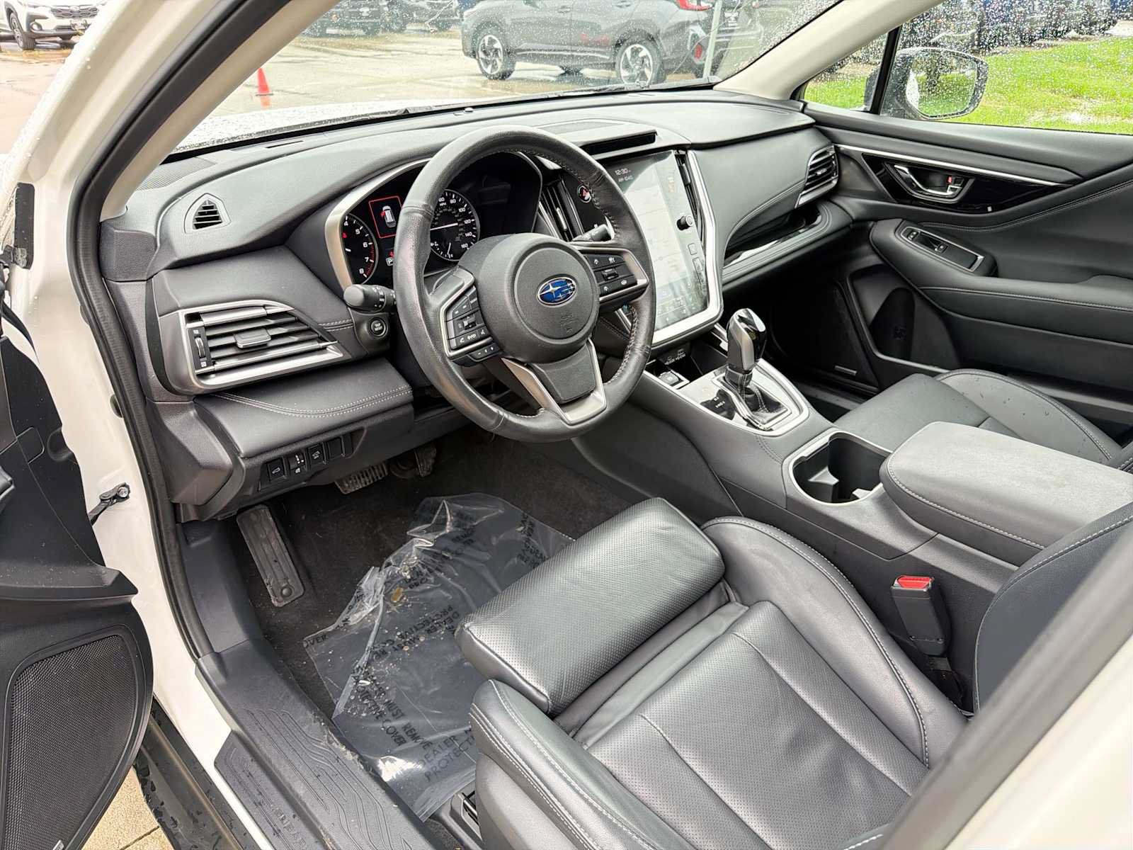Certified 2024 Subaru Outback Limited AWD/4WD image 2