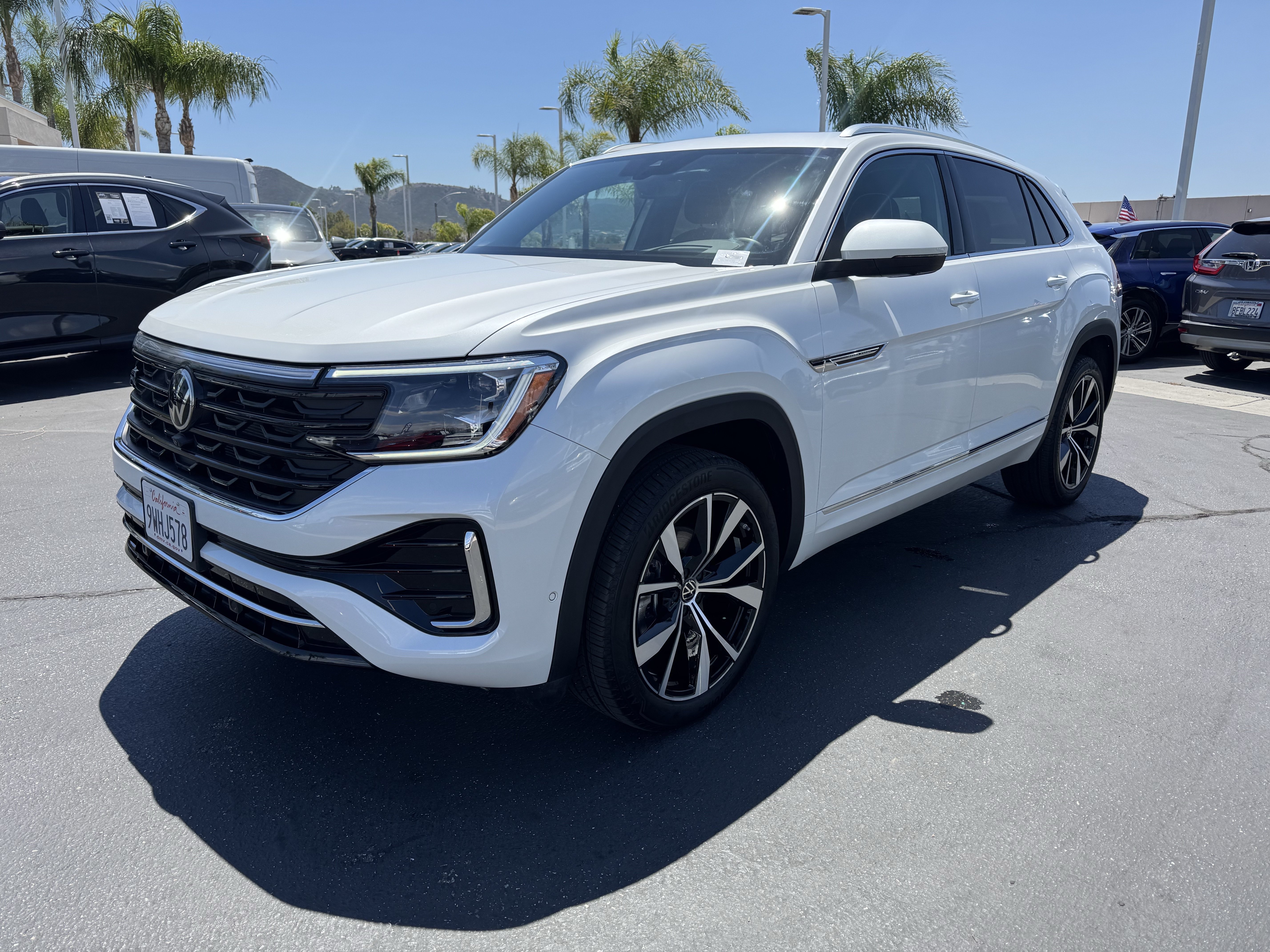 Certified 2026 Volkswagen Atlas Cross Sport SEL Premium R-Line AWD/4WD image 7