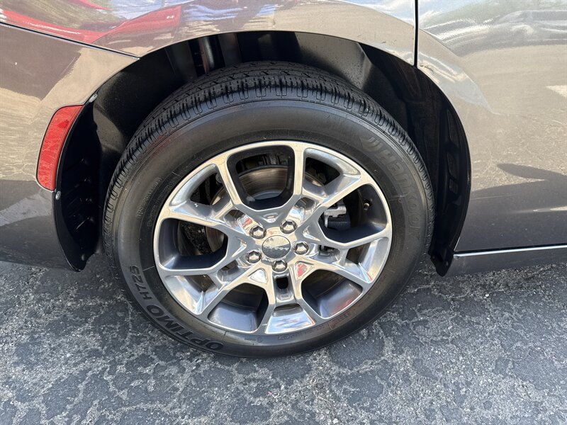 Used 2015 Dodge Charger SE w/ Popular Equipment Group AWD/4WD image 11