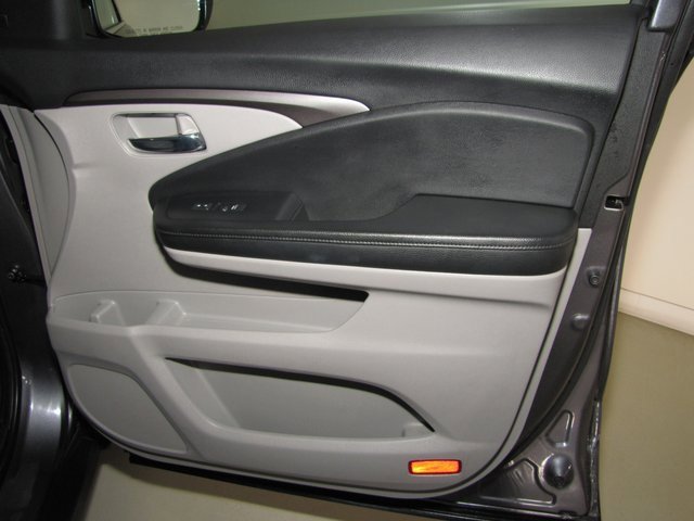 Used 2021 Honda Pilot EX image 21