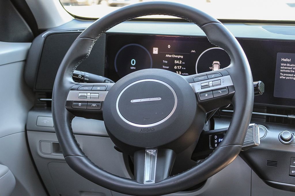 Used 2024 Hyundai Kona SEL image 15