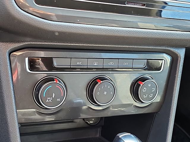 Used 2021 Volkswagen Tiguan S image 15