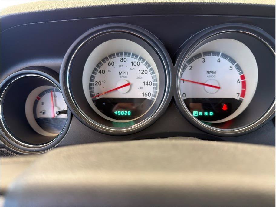 Used 2009 Dodge Challenger R/T w/ Sound Group RWD image 15
