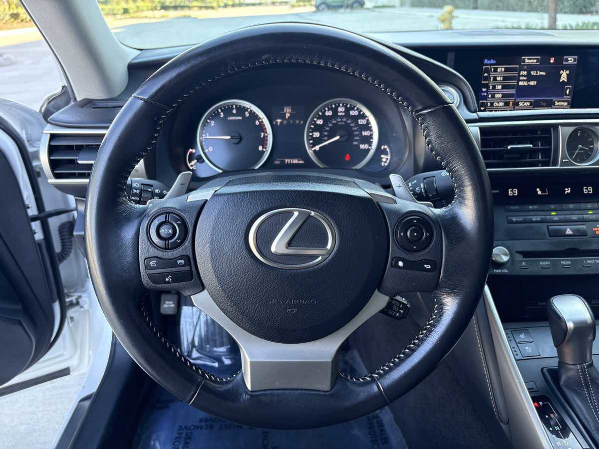 Used 2016 Lexus IS 200t image 27