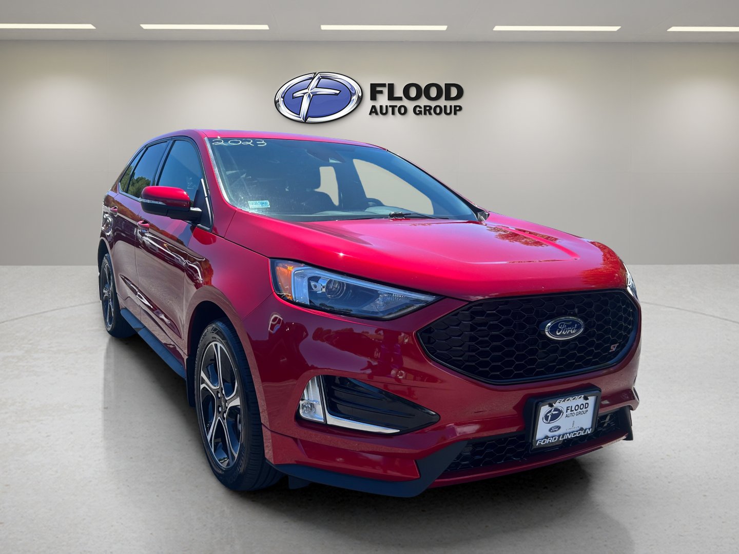Used 2023 Ford Edge ST