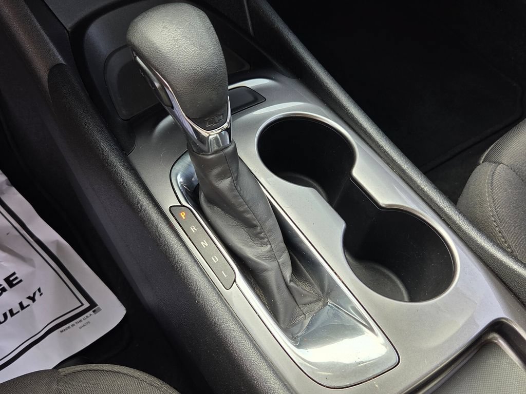 Used 2022 Chevrolet Malibu LS FWD image 24