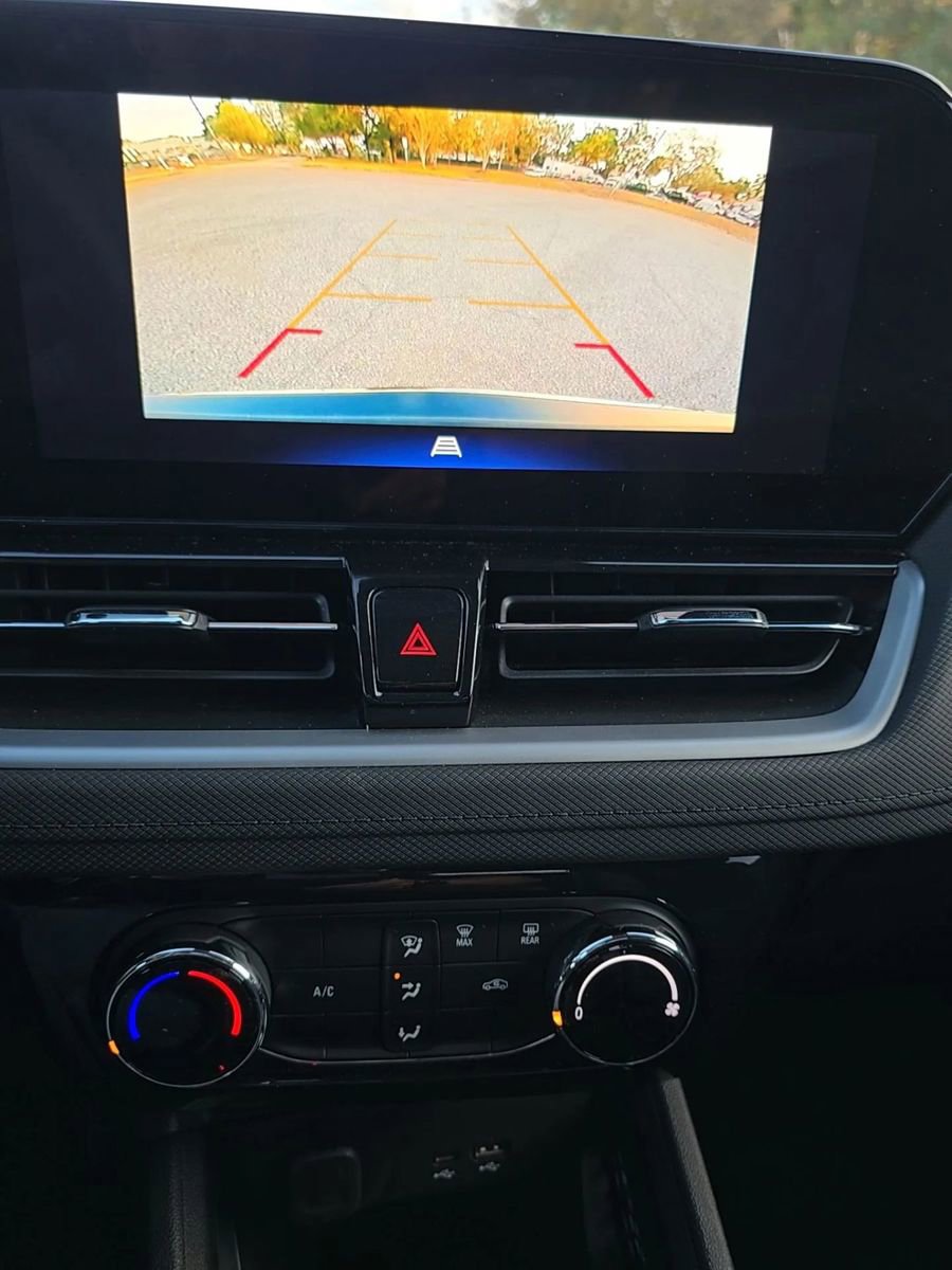 Used 2025 Chevrolet TrailBlazer LT image 10