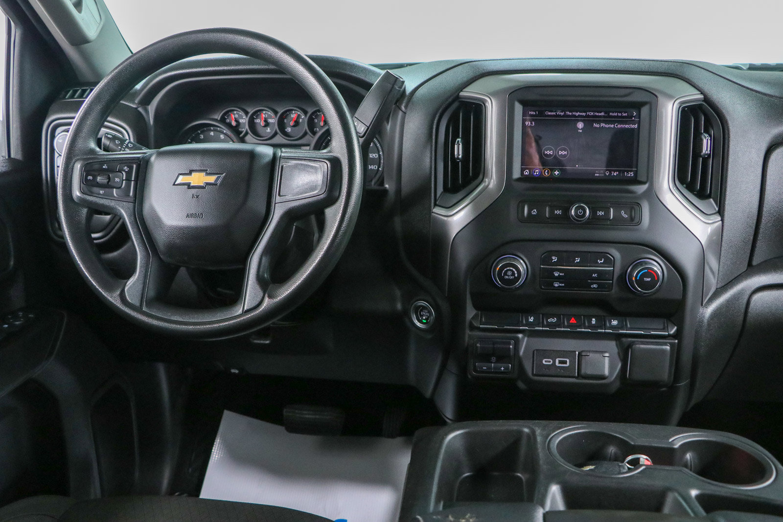 Used 2025 Chevrolet Silverado 2500 Custom w/ Custom Convenience Package AWD/4WD image 18