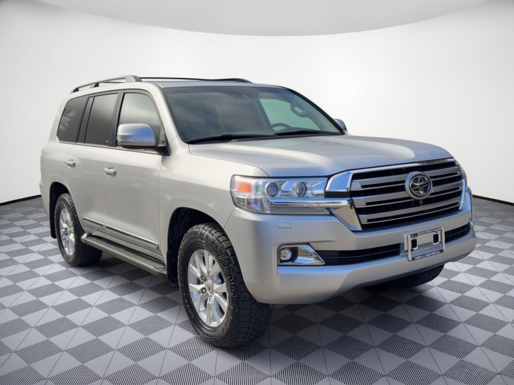 Used 2018 Toyota Land Cruiser AWD/4WD image 7