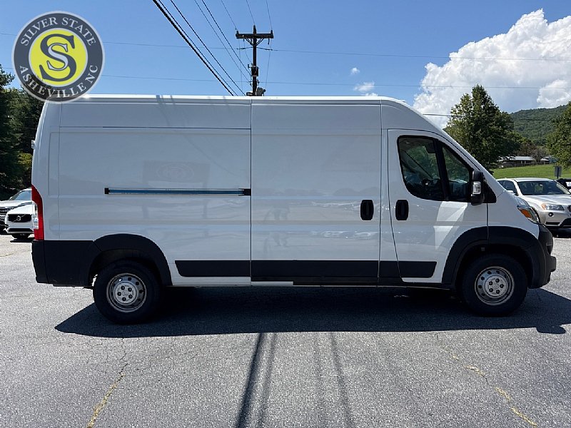 Used 2023 RAM ProMaster 2500 FWD image 7