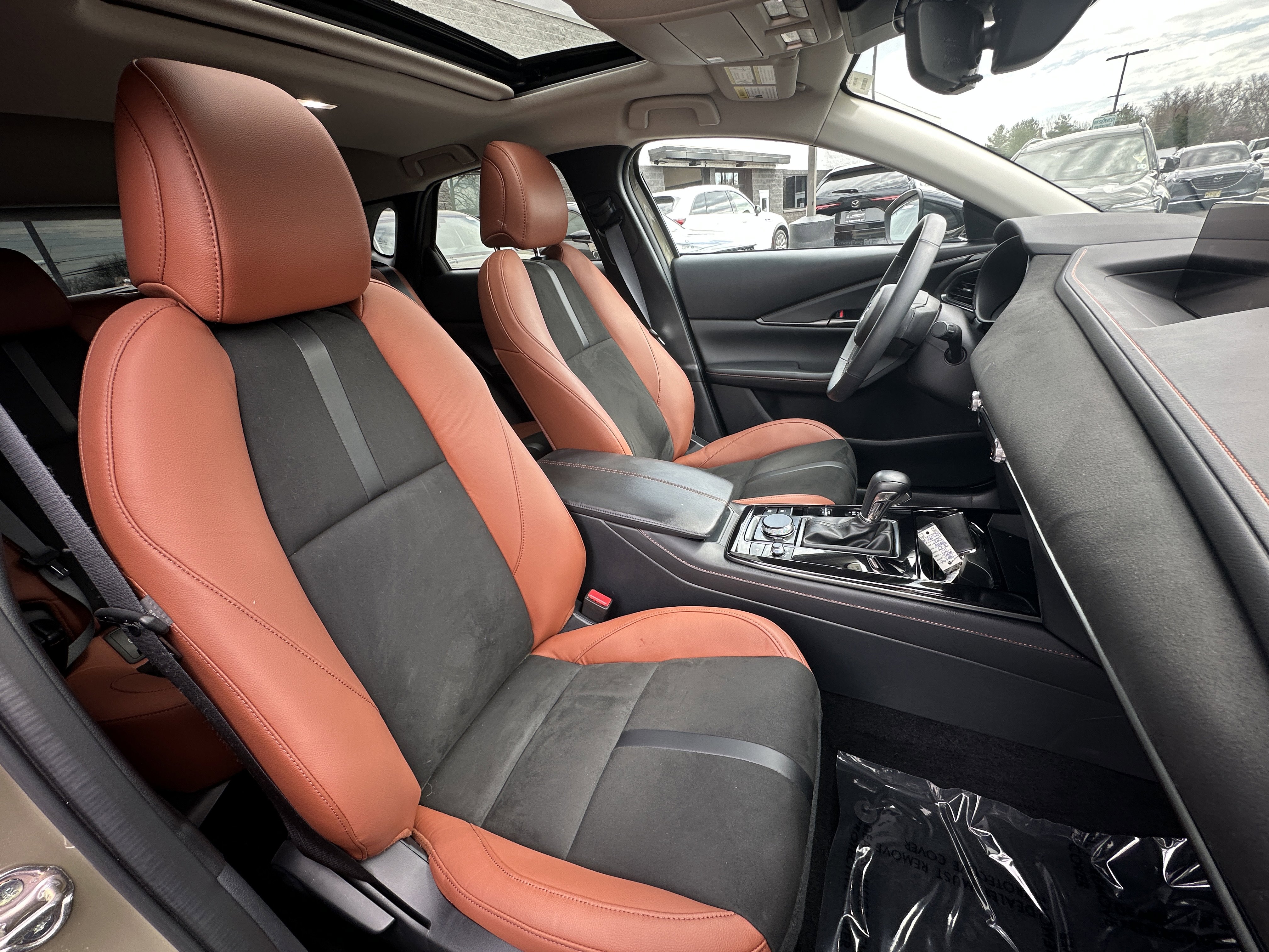 Certified 2025 MAZDA CX-30 Carbon AWD/4WD image 37