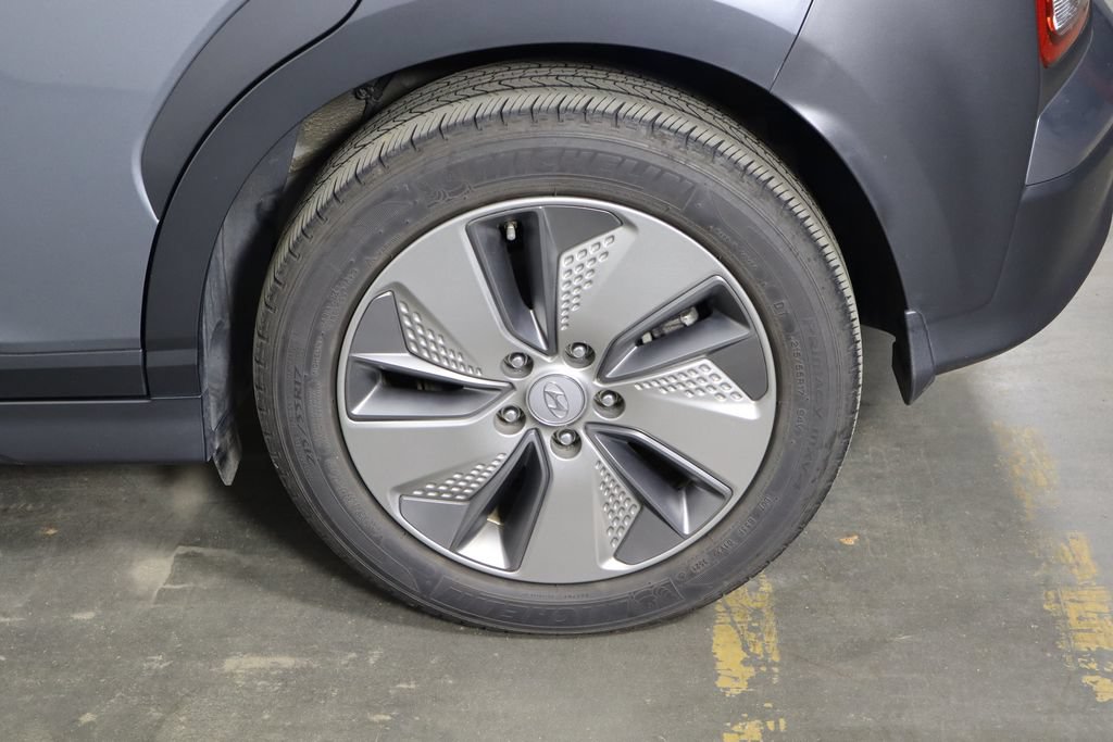 Used 2021 Hyundai Kona Ultimate FWD image 45