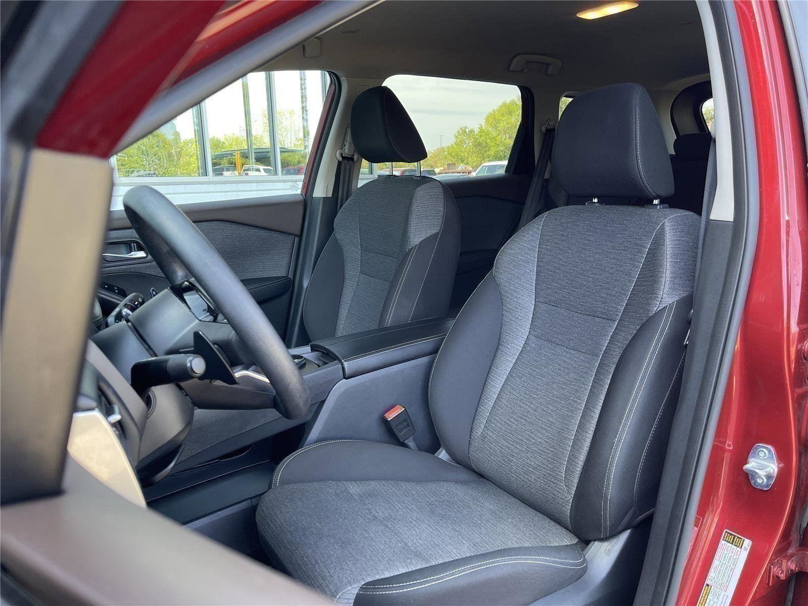 Used 2023 Nissan Rogue SV AWD/4WD image 14