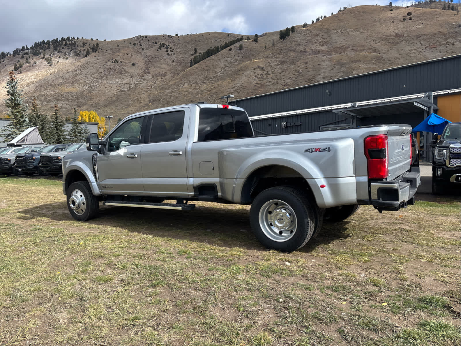 Used 2024 Ford F450 Lariat w/ Camper Package image 6
