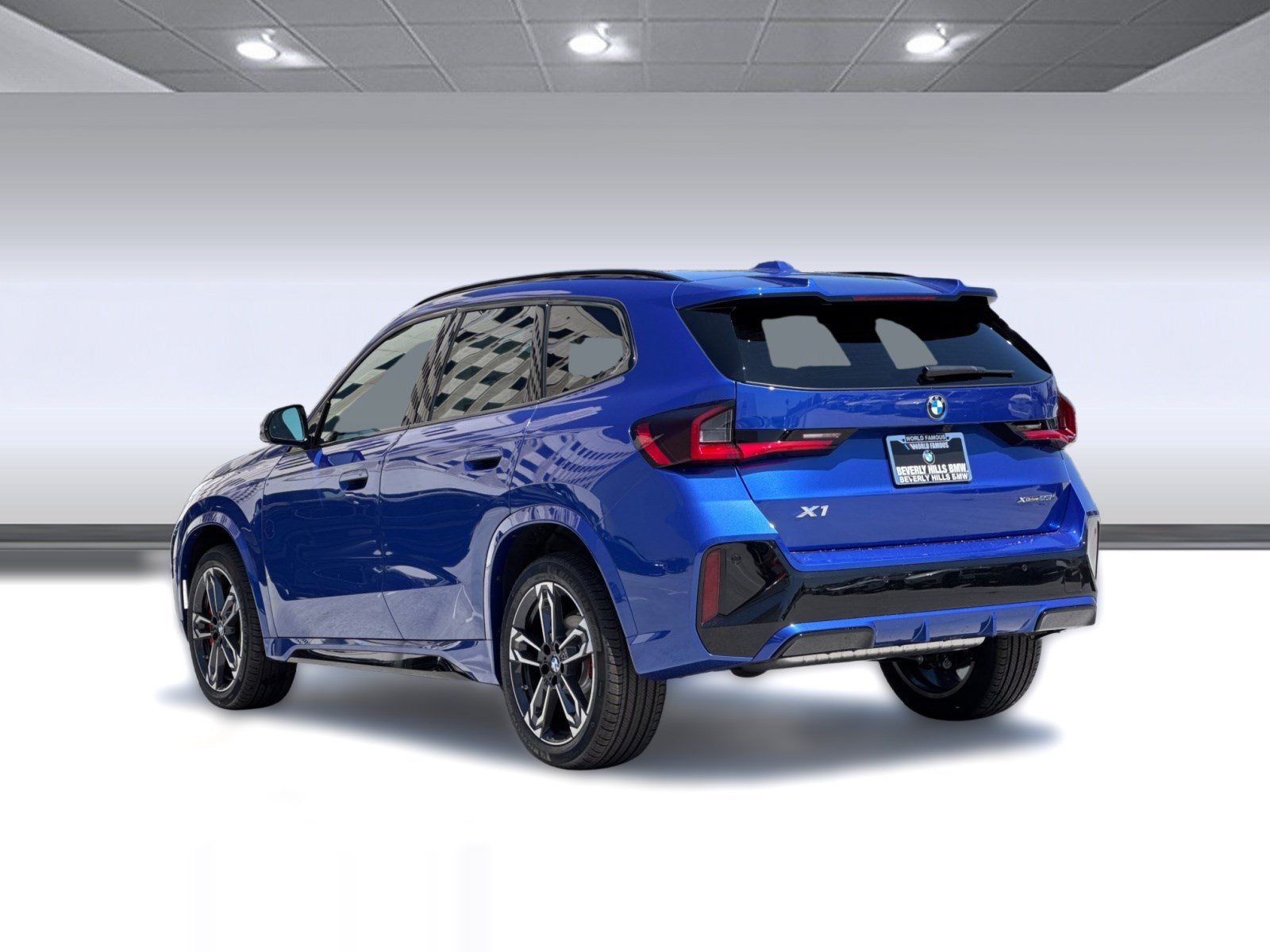 New 2026 BMW X1 xDrive28i w/ Technology Package AWD/4WD image 3