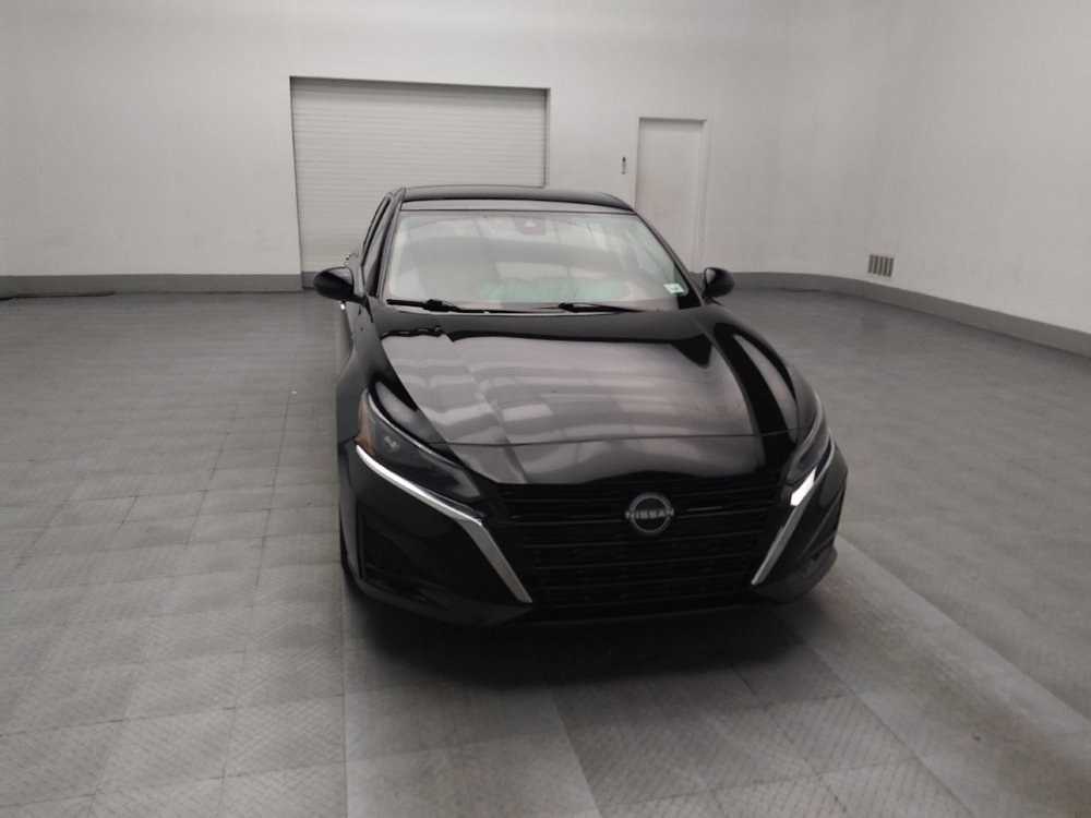 Used 2023 Nissan Altima 2.5 SV image 14