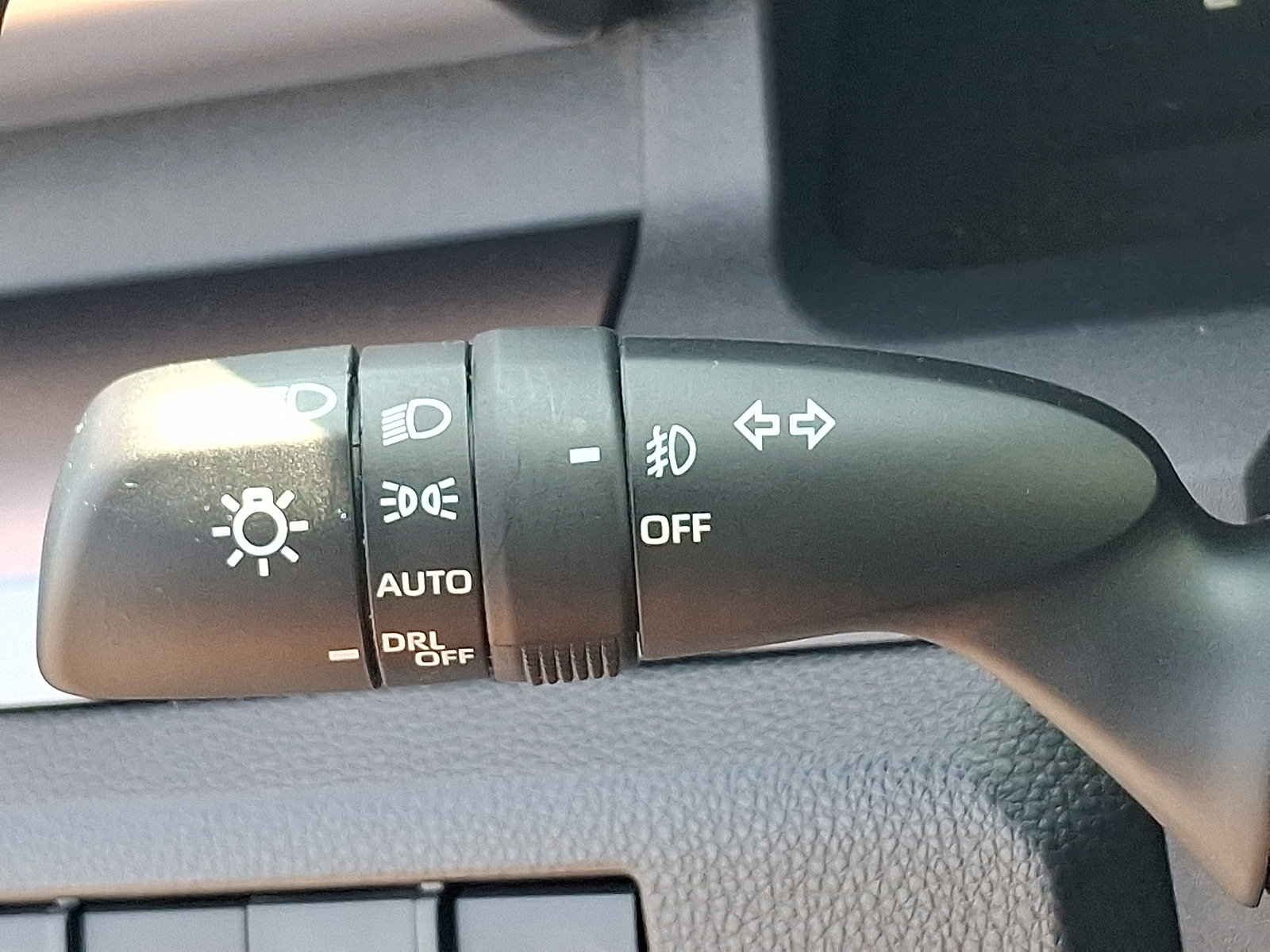 Certified 2025 Toyota 4Runner SR5 AWD/4WD image 23