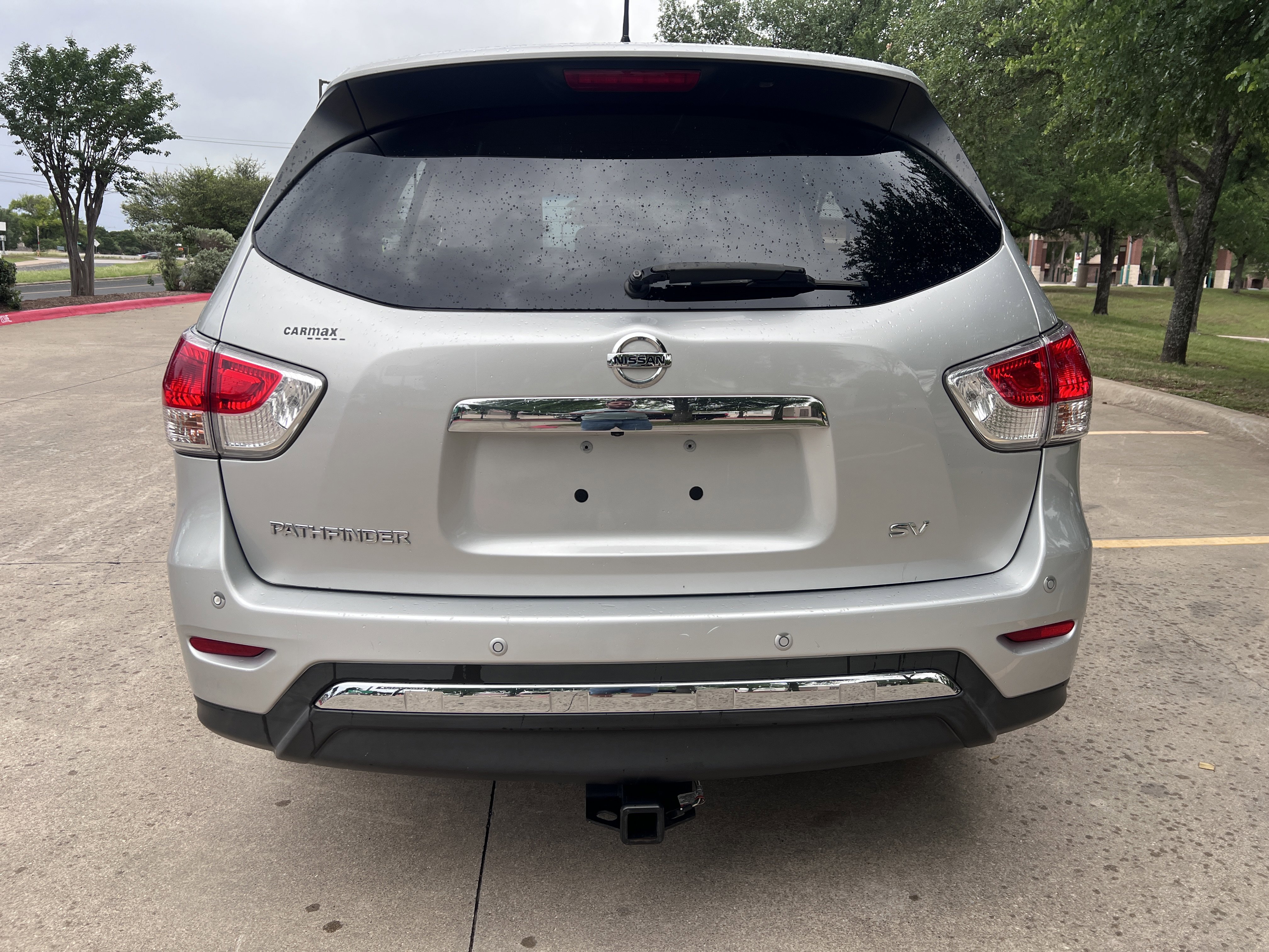 Used 2015 Nissan Pathfinder SV image 6