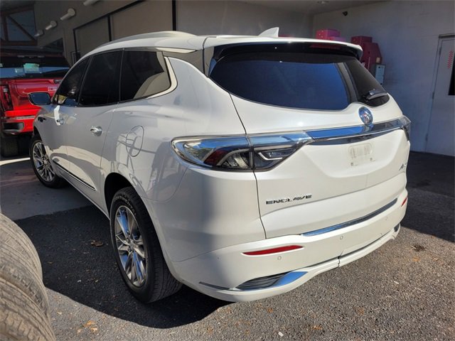Used 2022 Buick Enclave Avenir w/ Avenir Technology Package image 5
