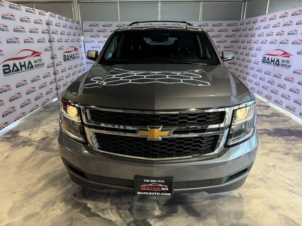 Used 2018 Chevrolet Suburban LT AWD/4WD image 4