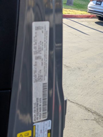 Used 2023 Jeep Wrangler Unlimited w/ Sun & Screen Package image 22