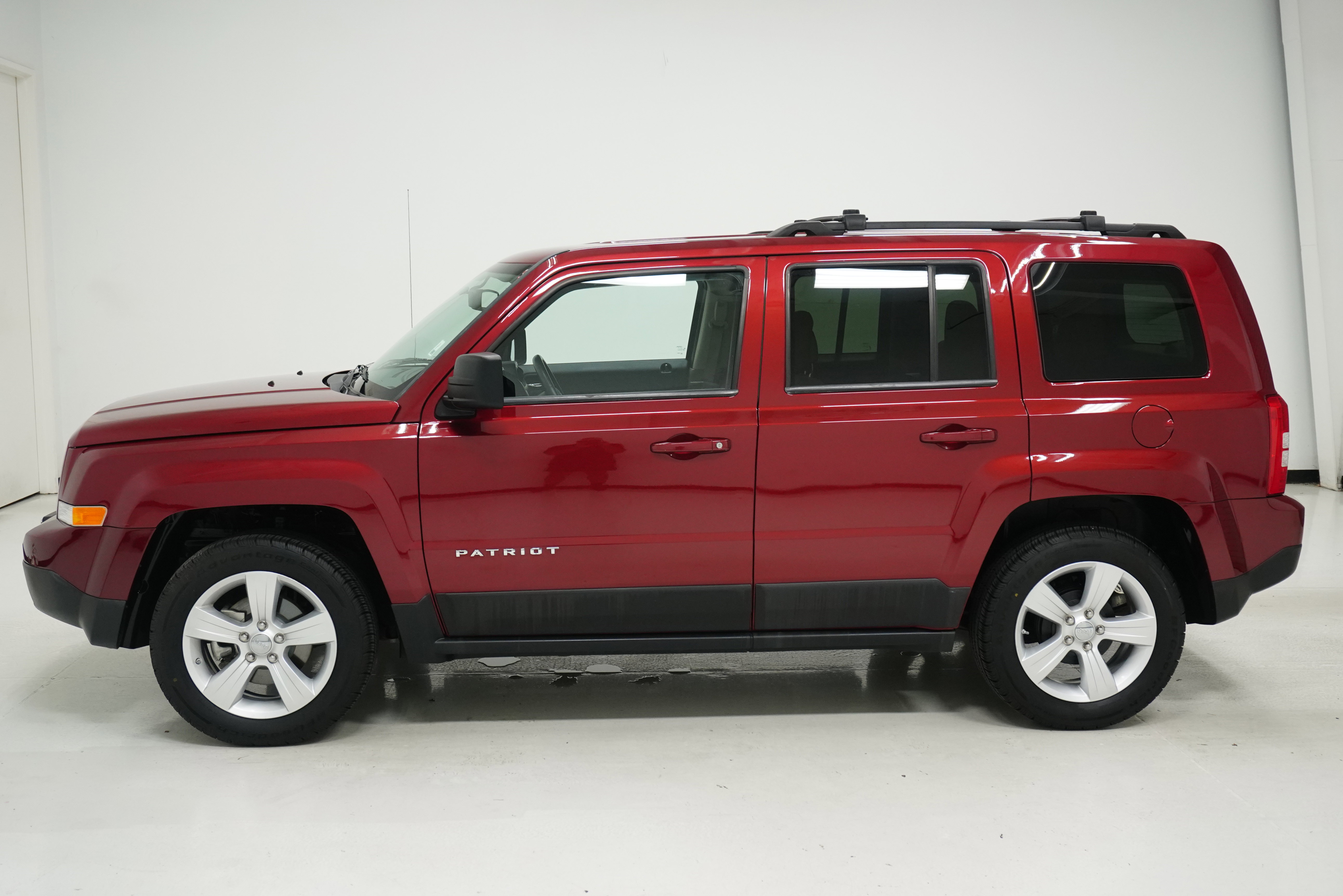 Used 2012 Jeep Patriot Latitude image 7
