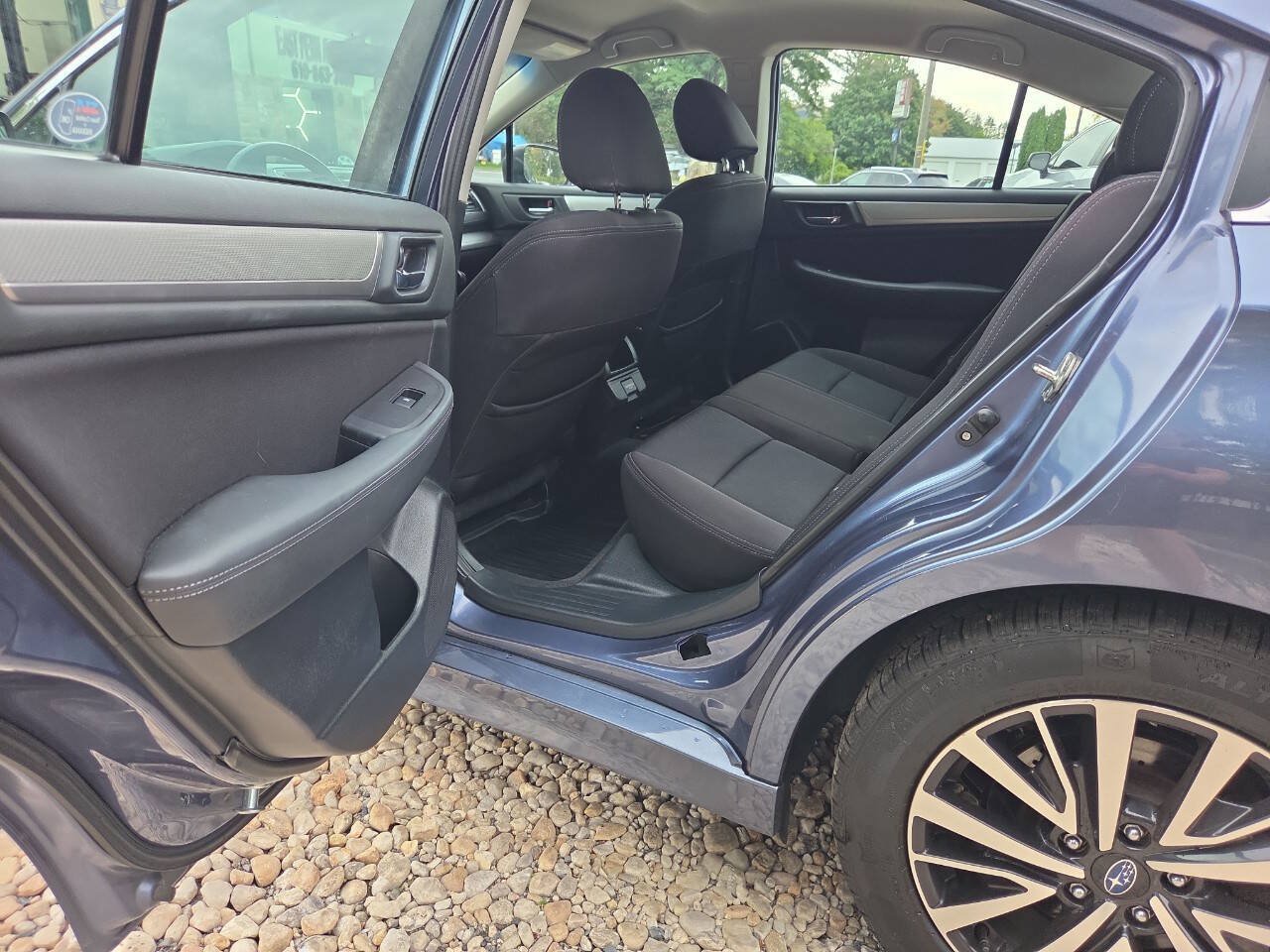Used 2018 Subaru Legacy 2.5i Premium AWD/4WD image 16