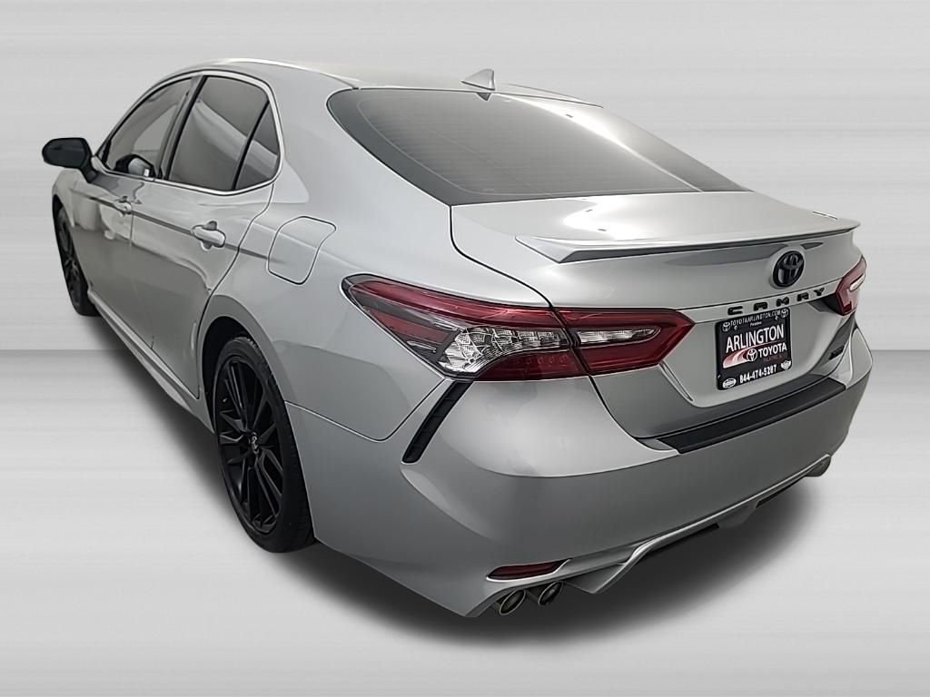 Used 2022 Toyota Camry XSE FWD image 7