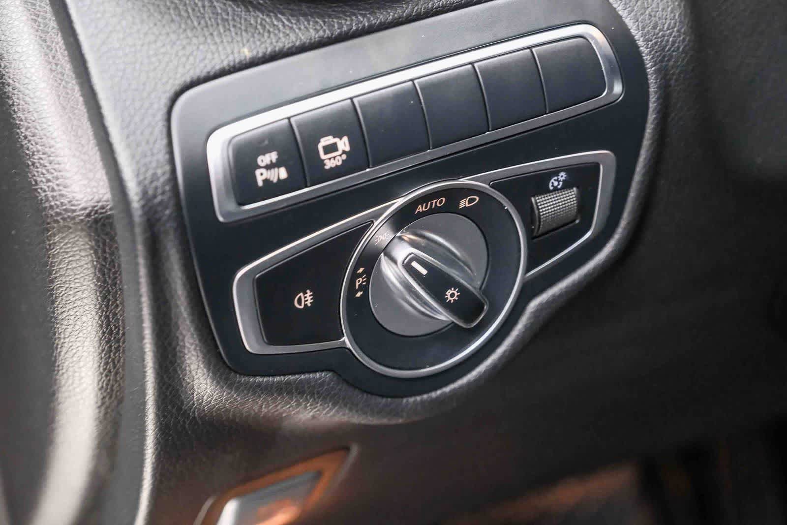 Used 2018 Mercedes-Benz GLC 300 image 29