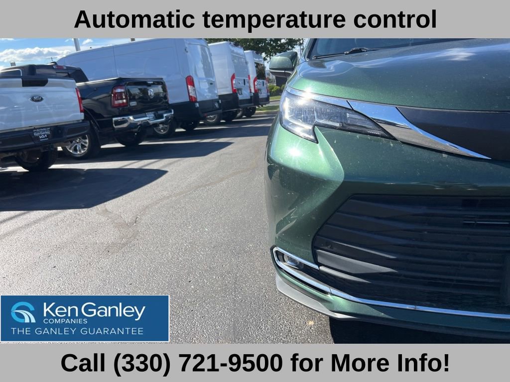 Used 2023 Toyota Sienna XLE image 17