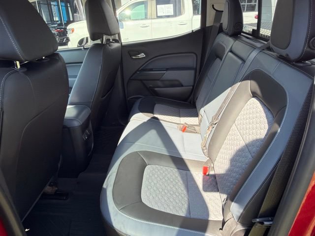 Used 2021 Chevrolet Colorado Z71 AWD/4WD image 8