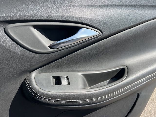 Used 2024 Buick Encore GX Sport Touring image 25