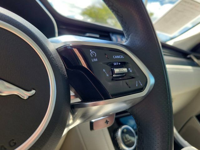 Used 2021 Jaguar F-PACE R-Dynamic S image 24