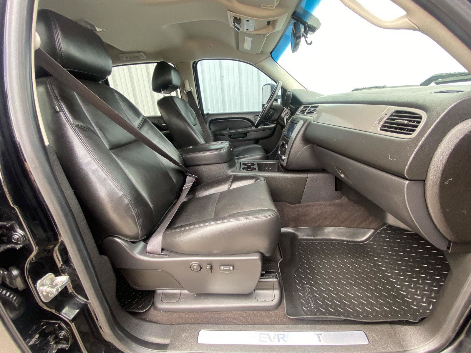 Used 2014 Chevrolet Silverado 2500 LTZ w/ LTZ Plus Package AWD/4WD image 13
