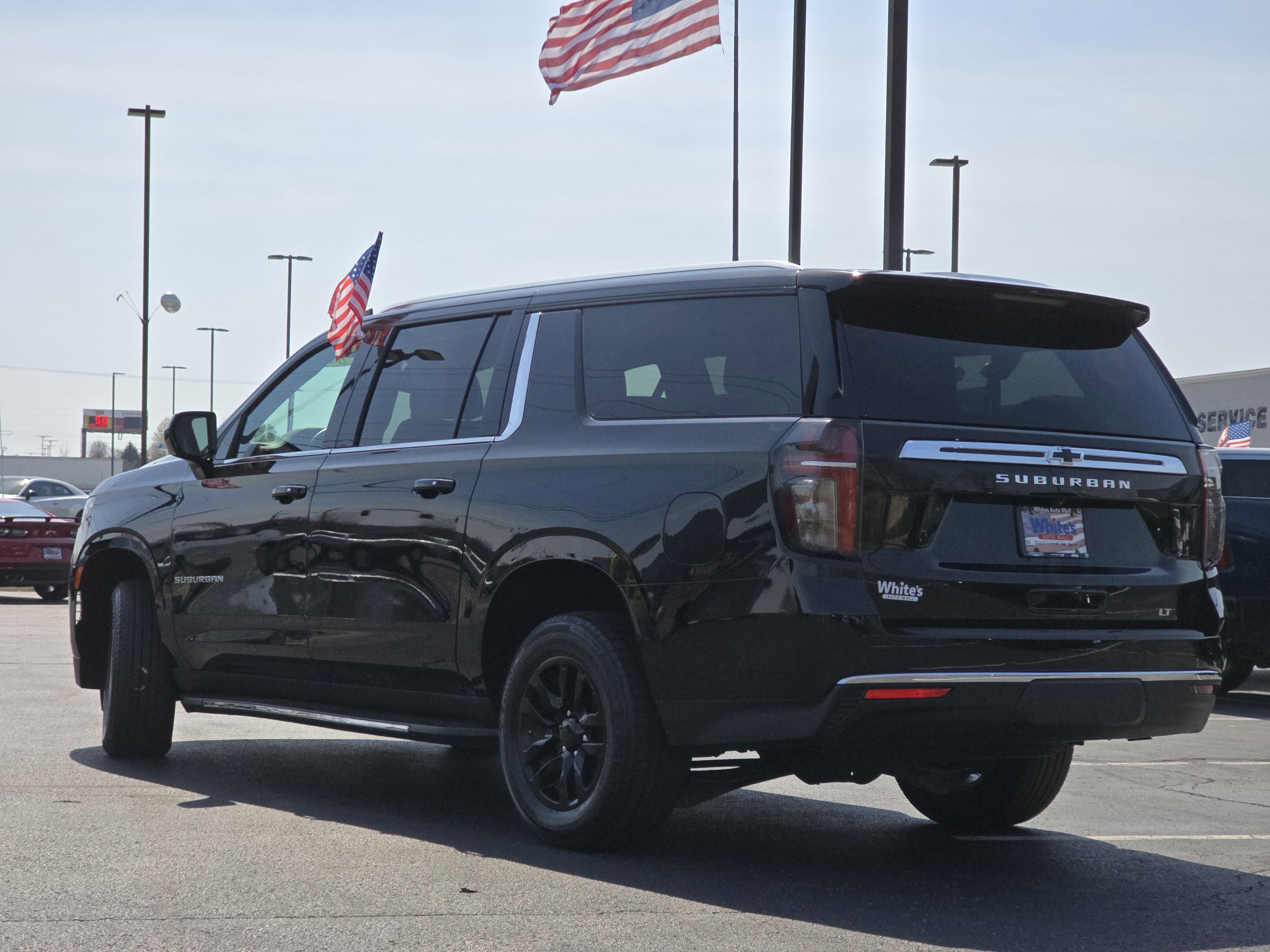 Used 2024 Chevrolet Suburban LT AWD/4WD image 21