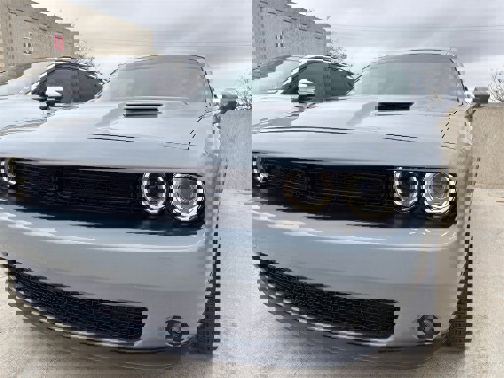 Used 2021 Dodge Challenger SXT w/ Blacktop Package image 3