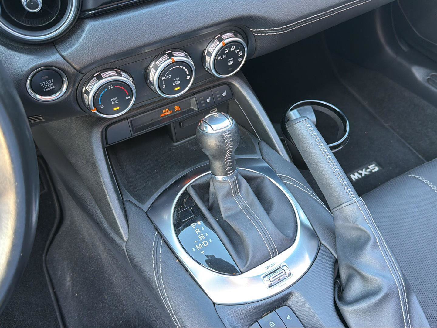 Used 2024 MAZDA MX-5 Miata Grand Touring RWD image 19
