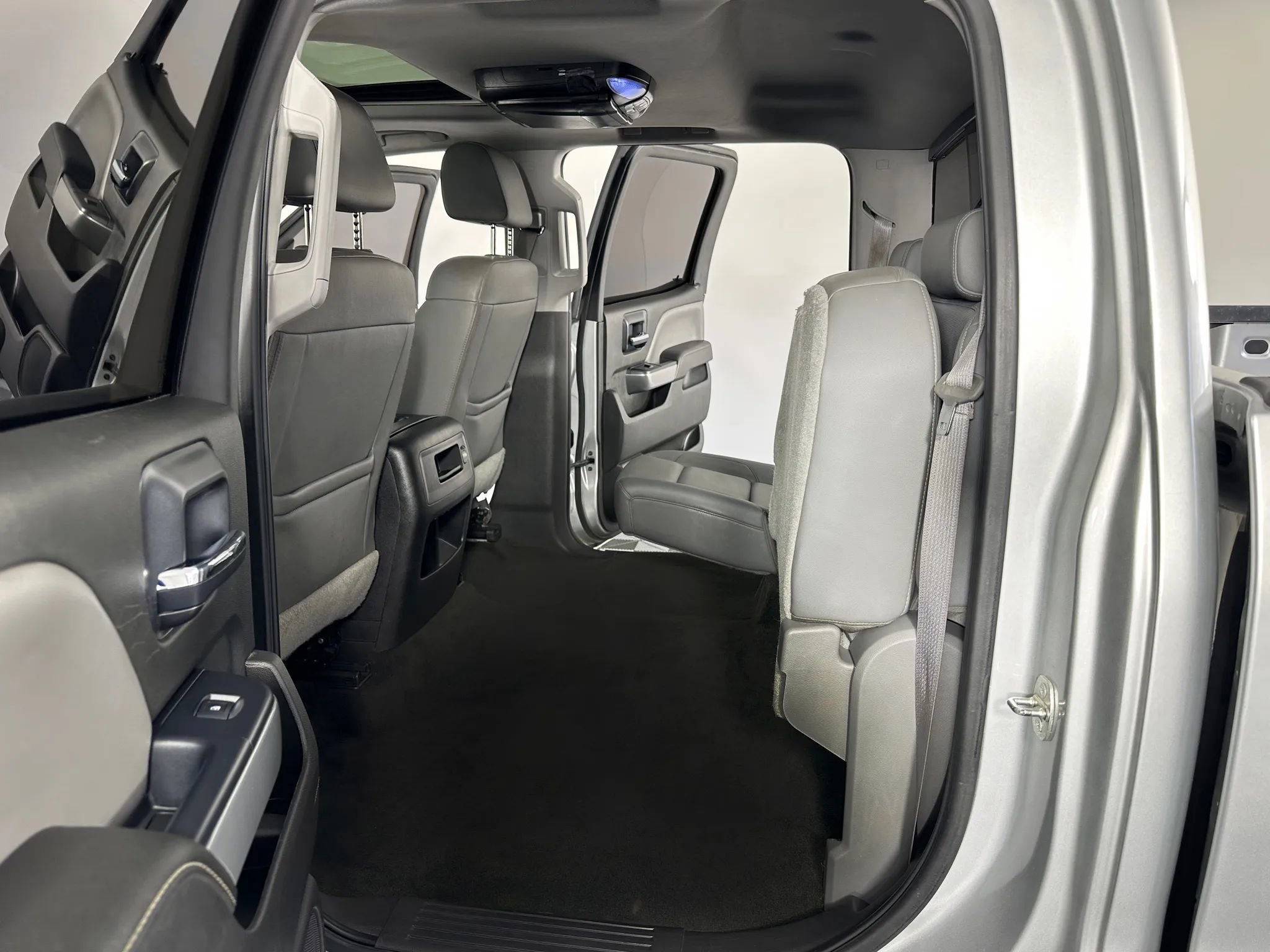 Used 2016 Chevrolet Silverado 1500 LTZ Z71 w/ LTZ Plus Package image 33