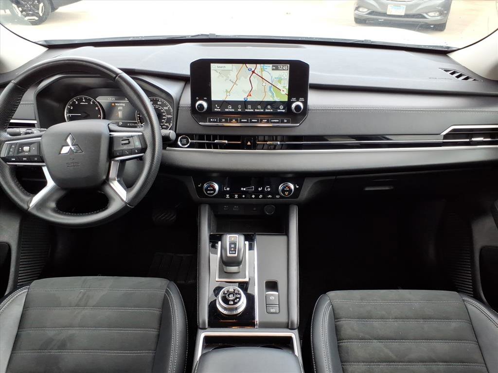 Used 2024 Mitsubishi Outlander SE image 30