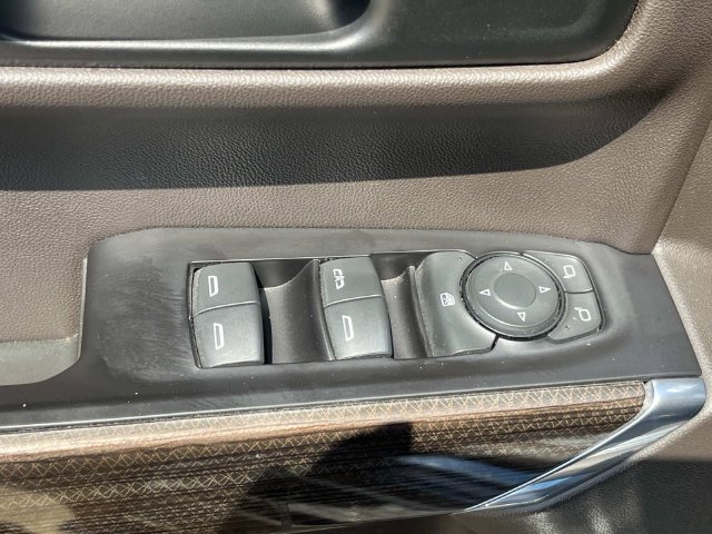 Used 2020 Chevrolet Silverado 1500 LT w/ Texas Edition RWD image 9