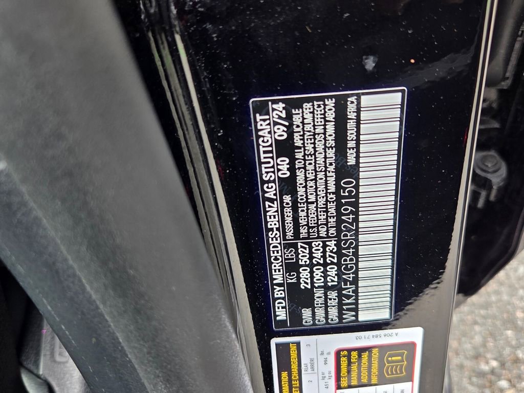 Used 2025 Mercedes-Benz C 300 Sedan image 6