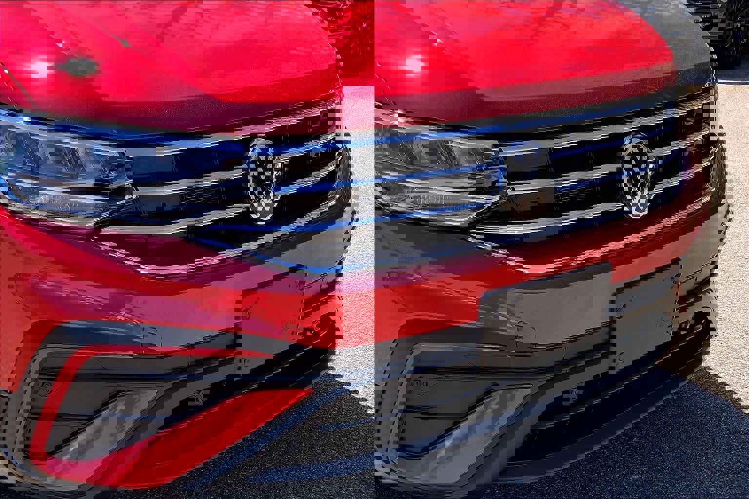 Used 2024 Volkswagen Tiguan SE w/ Panoramic Sunroof Package AWD/4WD image 29