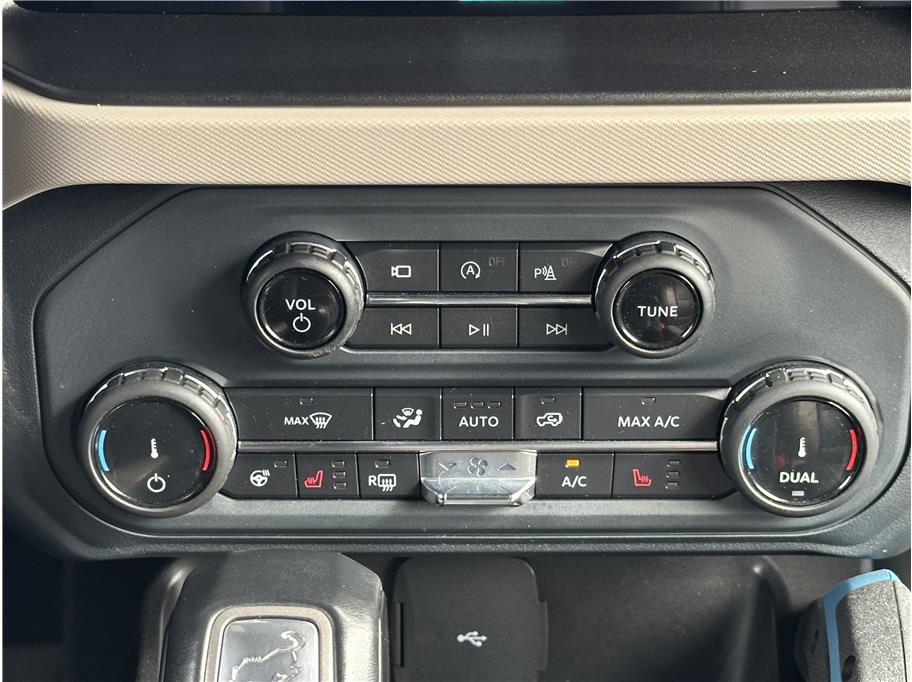 Used 2022 Ford Bronco Wildtrak image 24