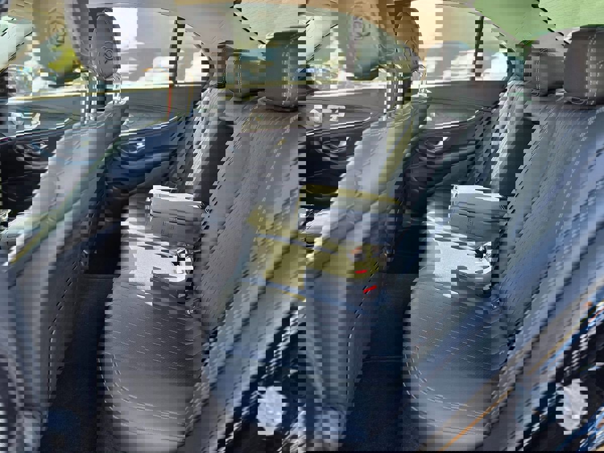 Used 2017 Mercedes-Benz E 300 image 17