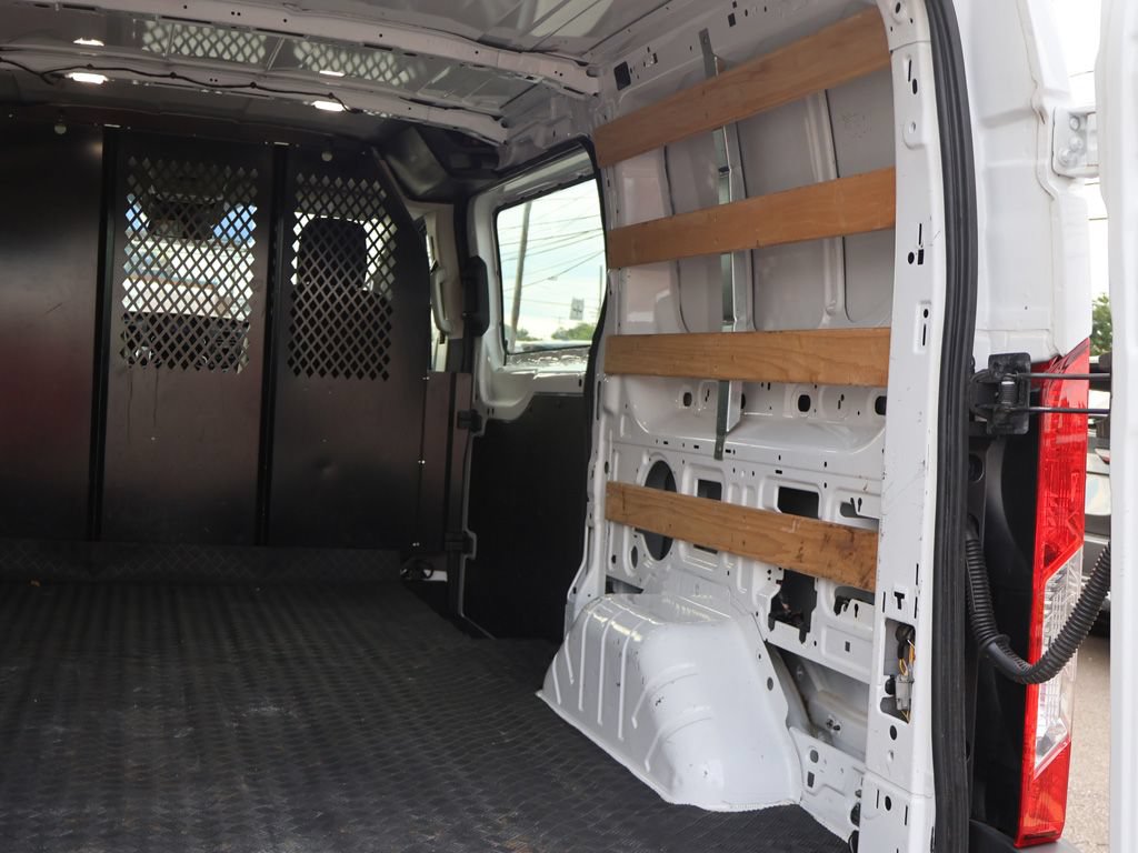 Used 2024 Ford Transit 250 Low Roof w/ Exterior Upgrade Package RWD image 15