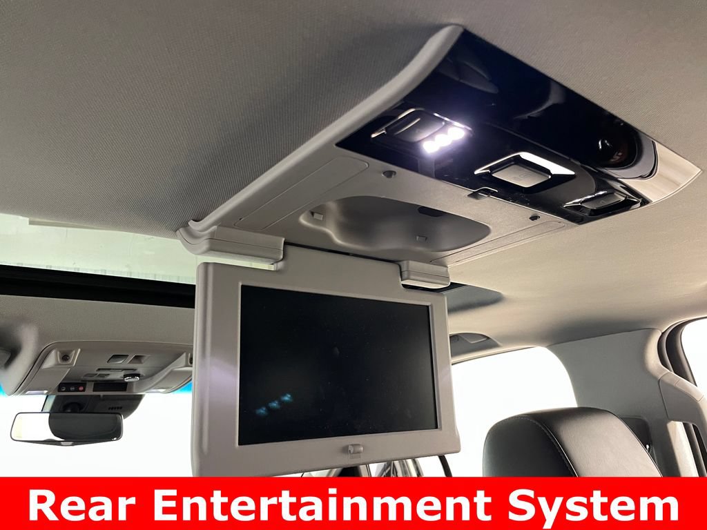 Used 2017 Cadillac Escalade Luxury AWD/4WD image 6