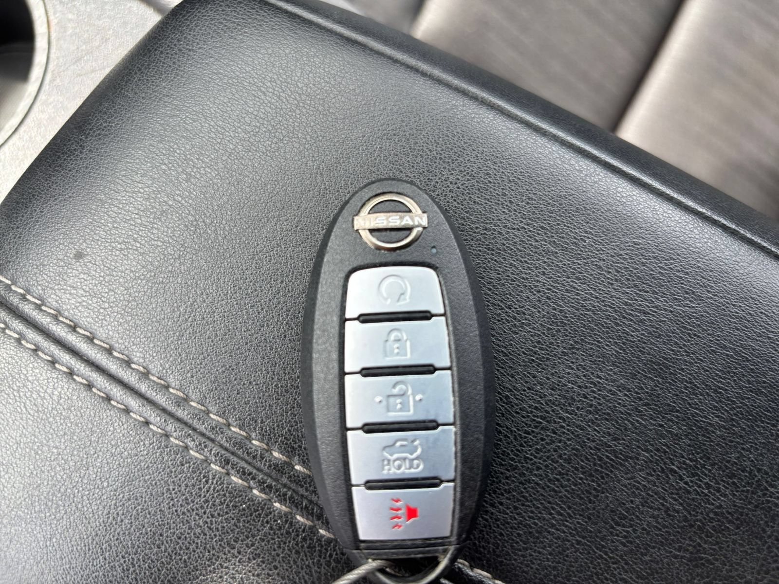 Used 2025 Nissan Altima 2.5 SV FWD image 24