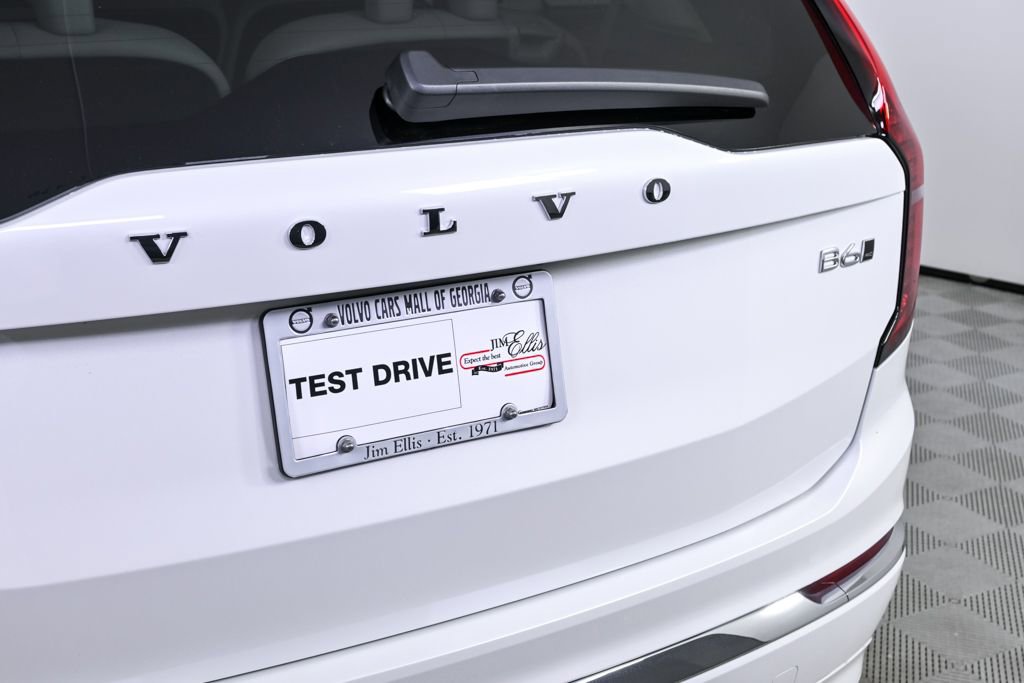 Used 2026 Volvo XC90 B6 Ultra w/ Protection Package AWD/4WD image 40