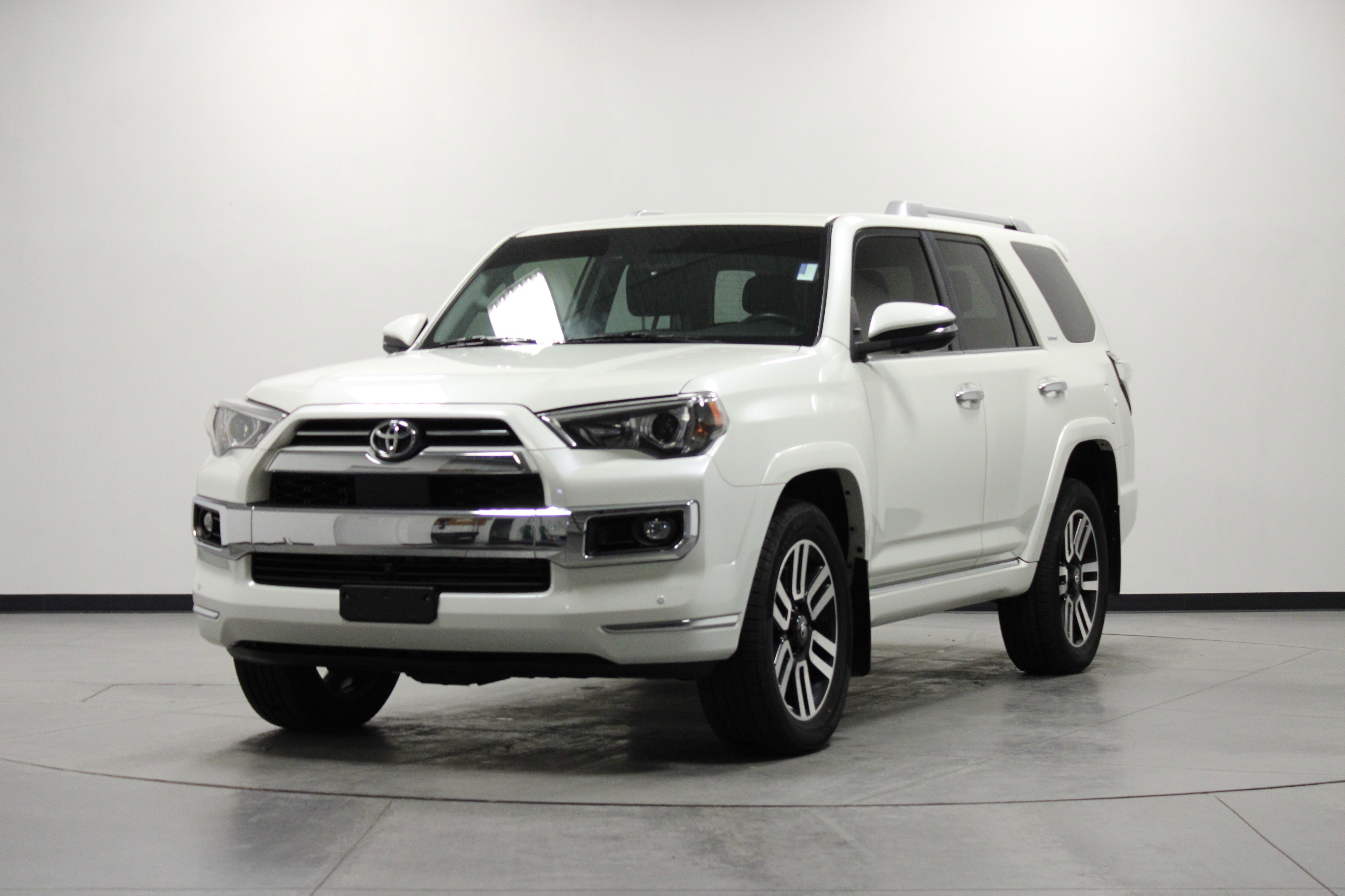 Used 2023 Toyota 4Runner Limited image 8