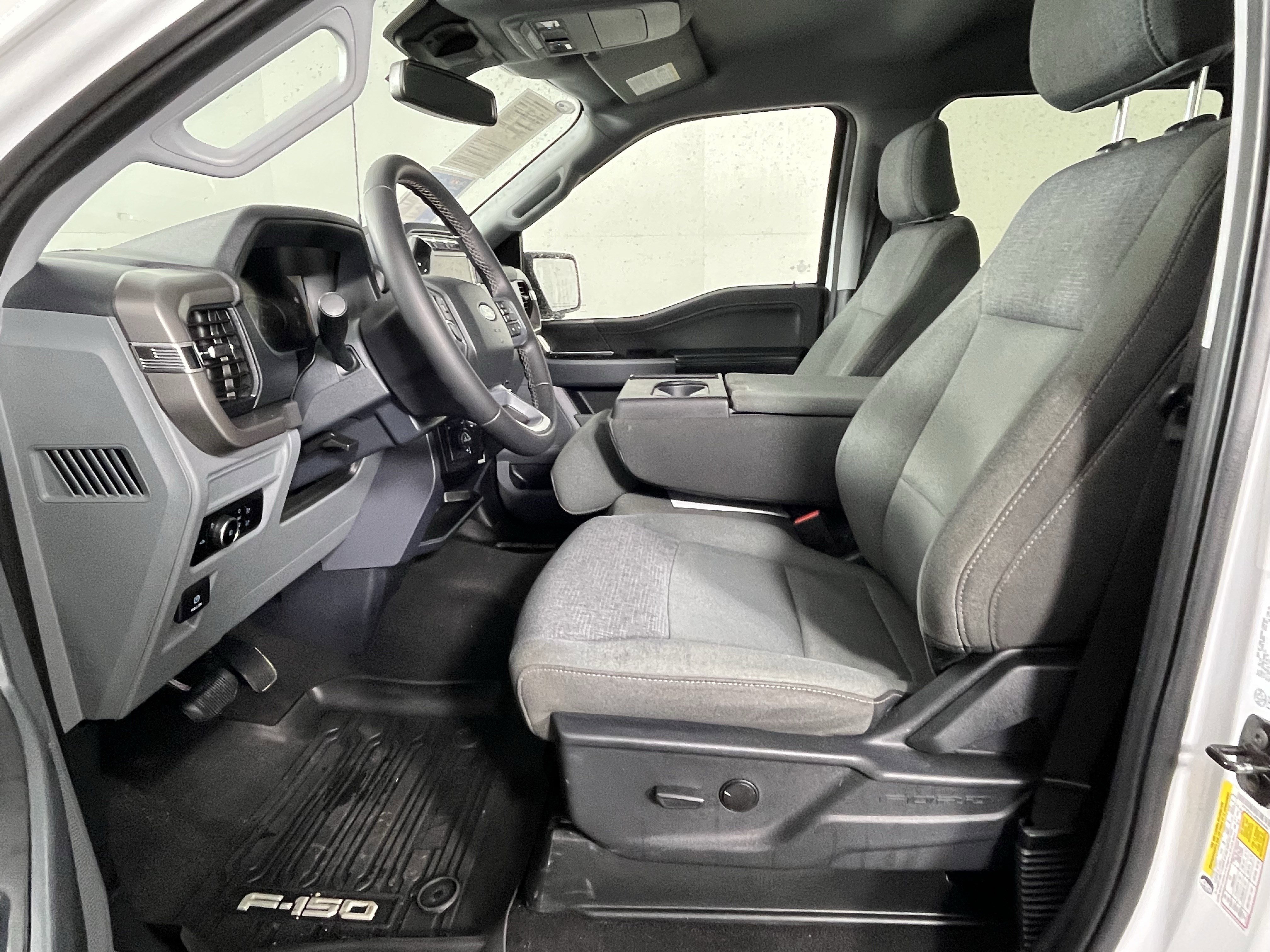 Used 2024 Ford F150 XLT w/ Tow/Haul Package image 10